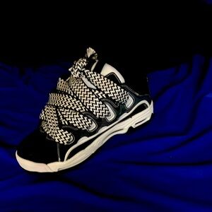 Osiris D3’s 2001 (size 13)